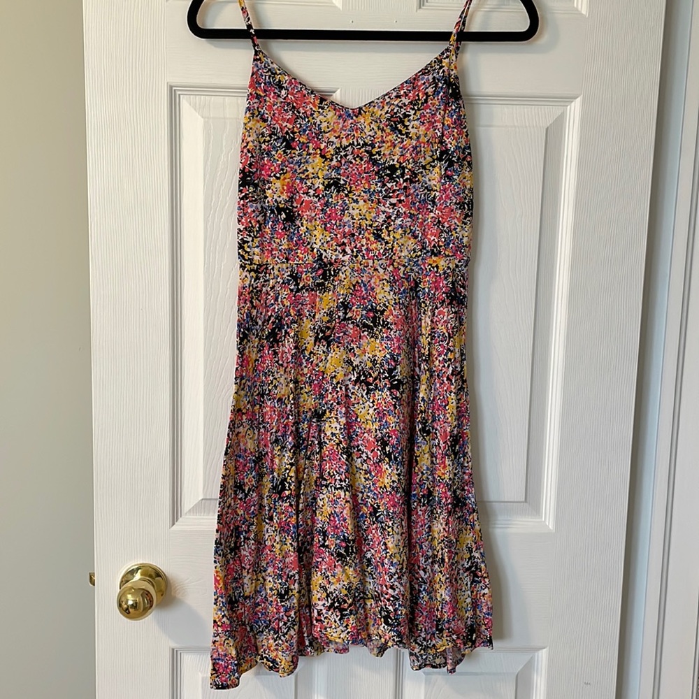 Beautiful Gap mini slip dress in multi colour floral print NWOT condition